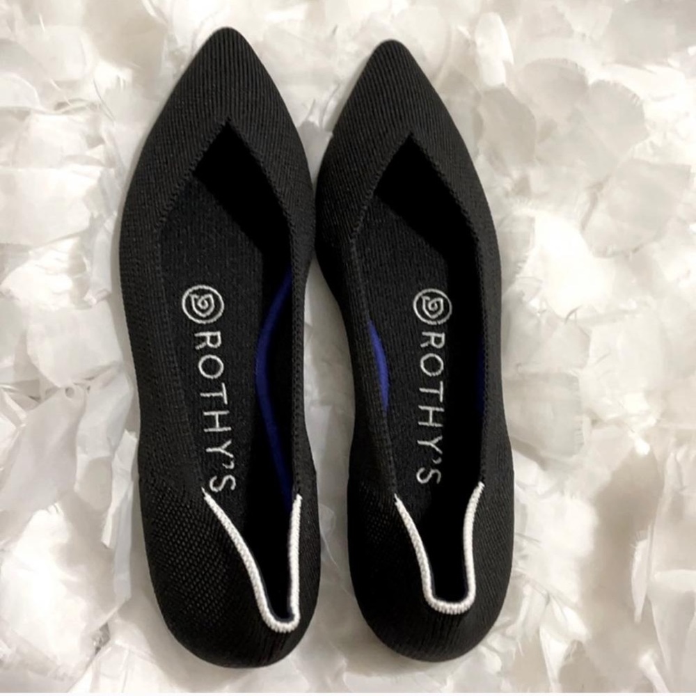 Rothys size 5 retired black white halo point shoes